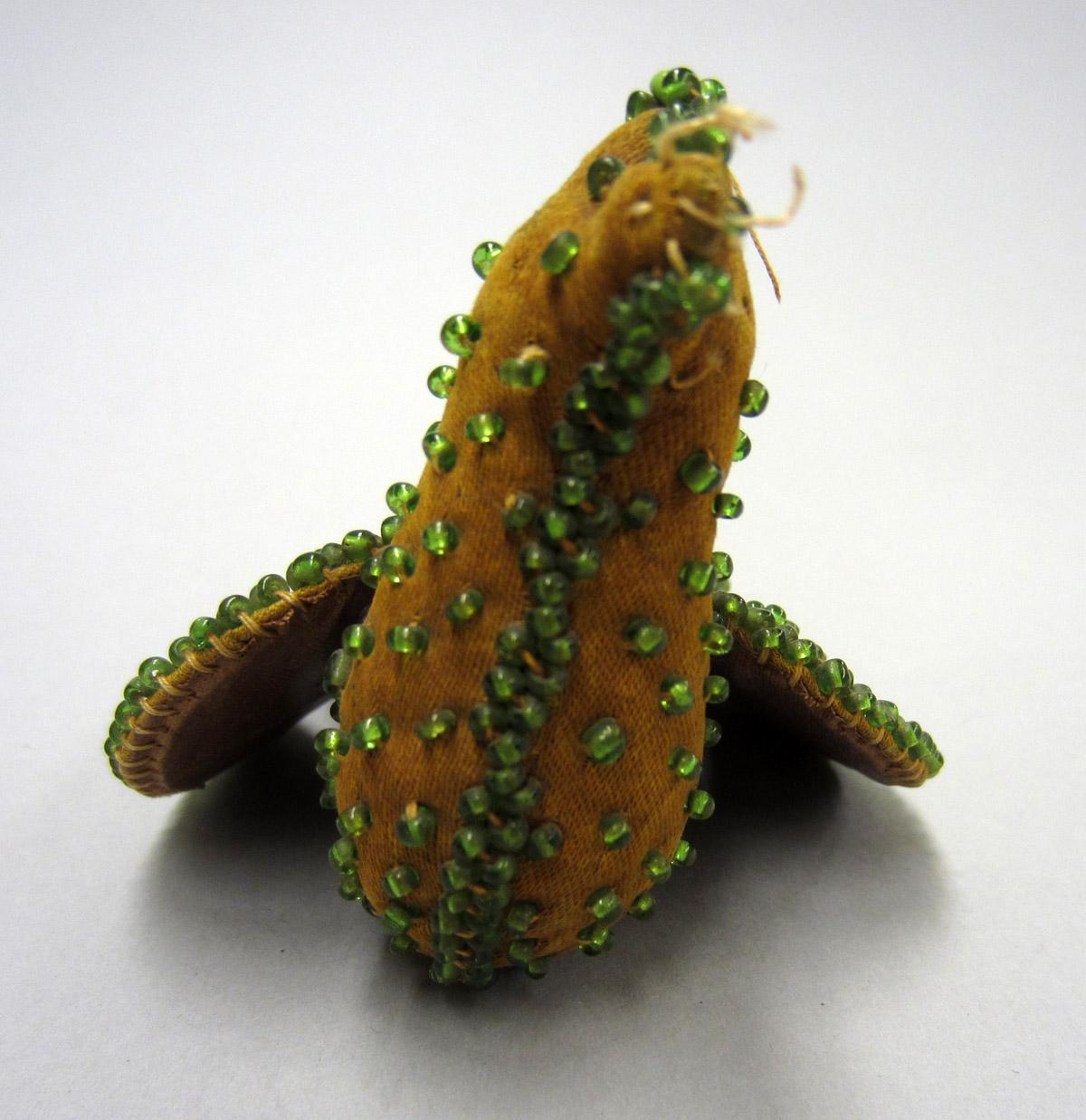 2012.0024.154 Pin cushion, View front