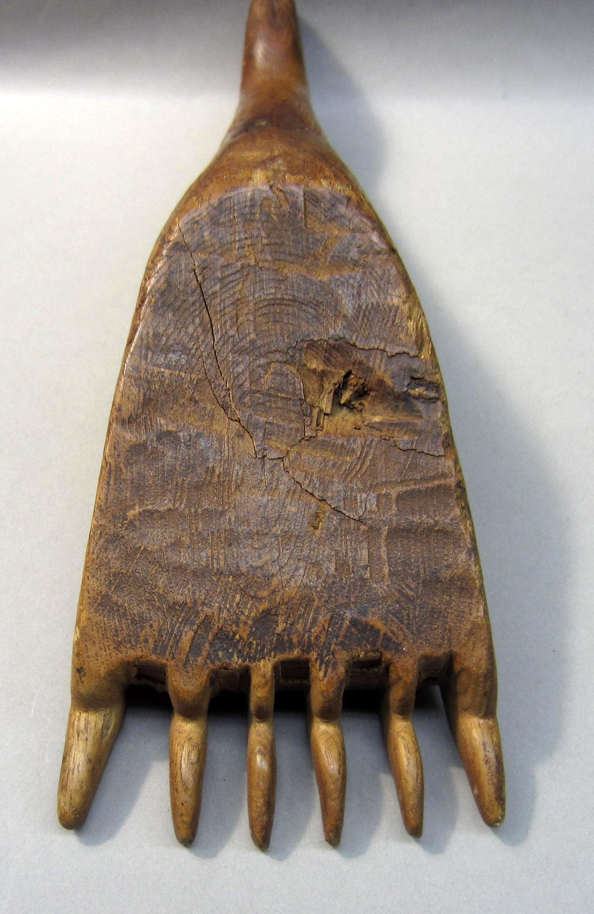 2012.0024.160 Comb, Teeth