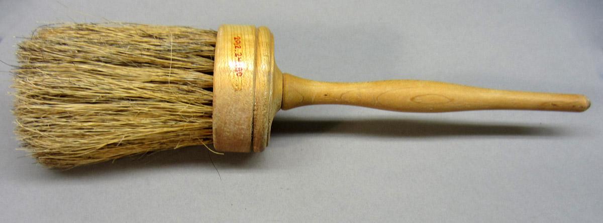 2012.0024.180 Brush, Full