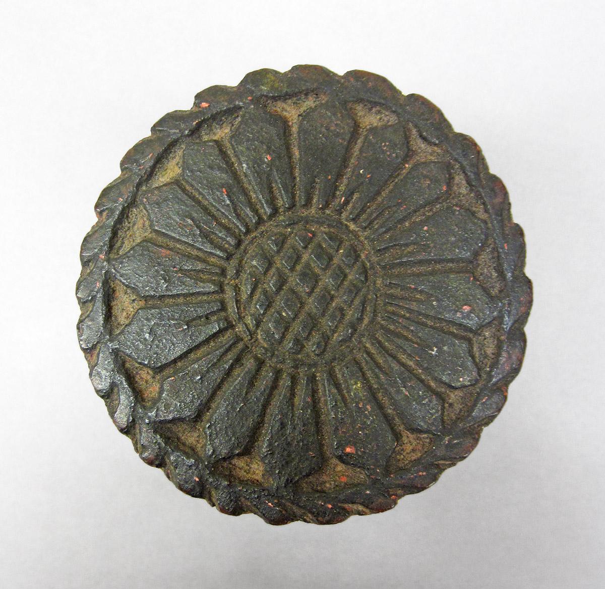 1959.0104.004 B, Textile printing block, detail