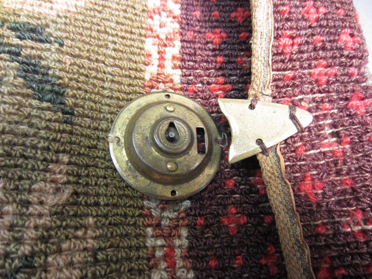 2012.0024.191 Carpet bag, Hardware