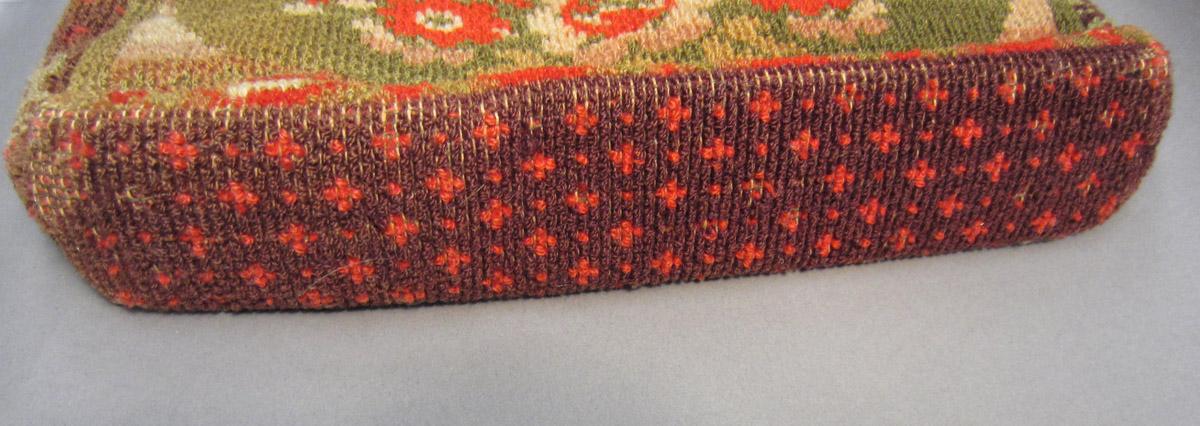 2012.0024.191 Carpet bag, Underside