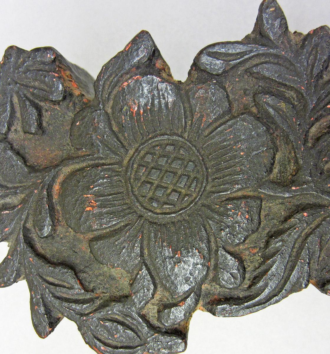 1959.0104.004 C, Textile printing block, detail 1