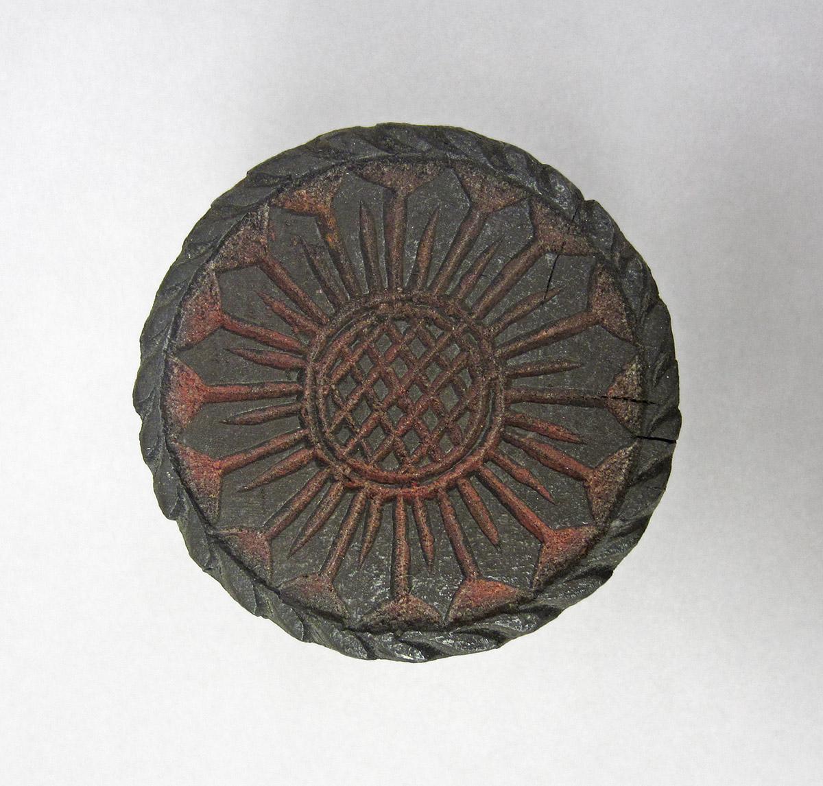 1959.0104.004 I, Textile printing block, side 1
