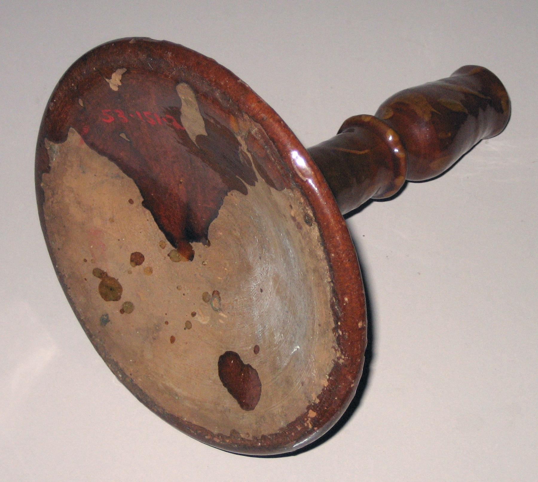 1953.0151 Slipware candlestick (bottom)