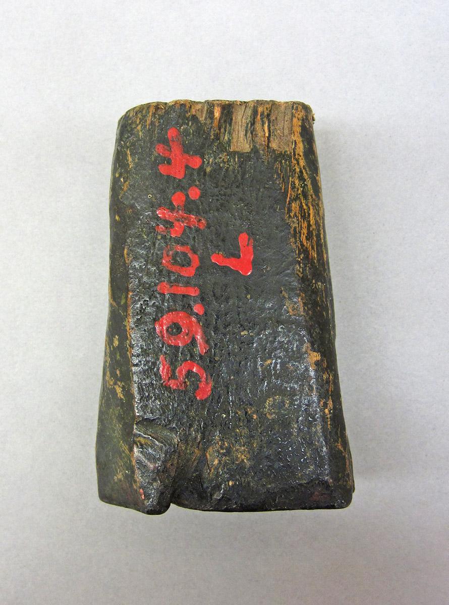 1959.0104.004 L, Textile printing block, side 4