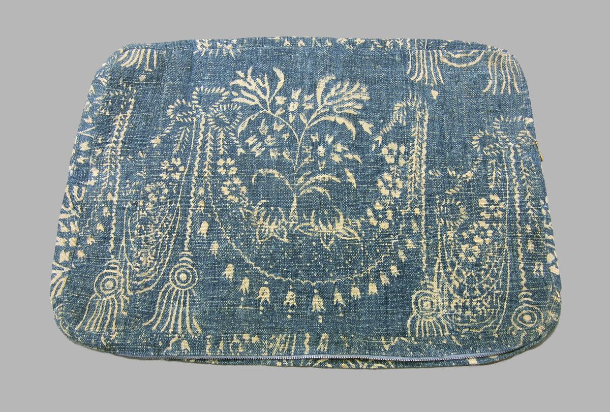 1965.0049 B Textile, printed obverse