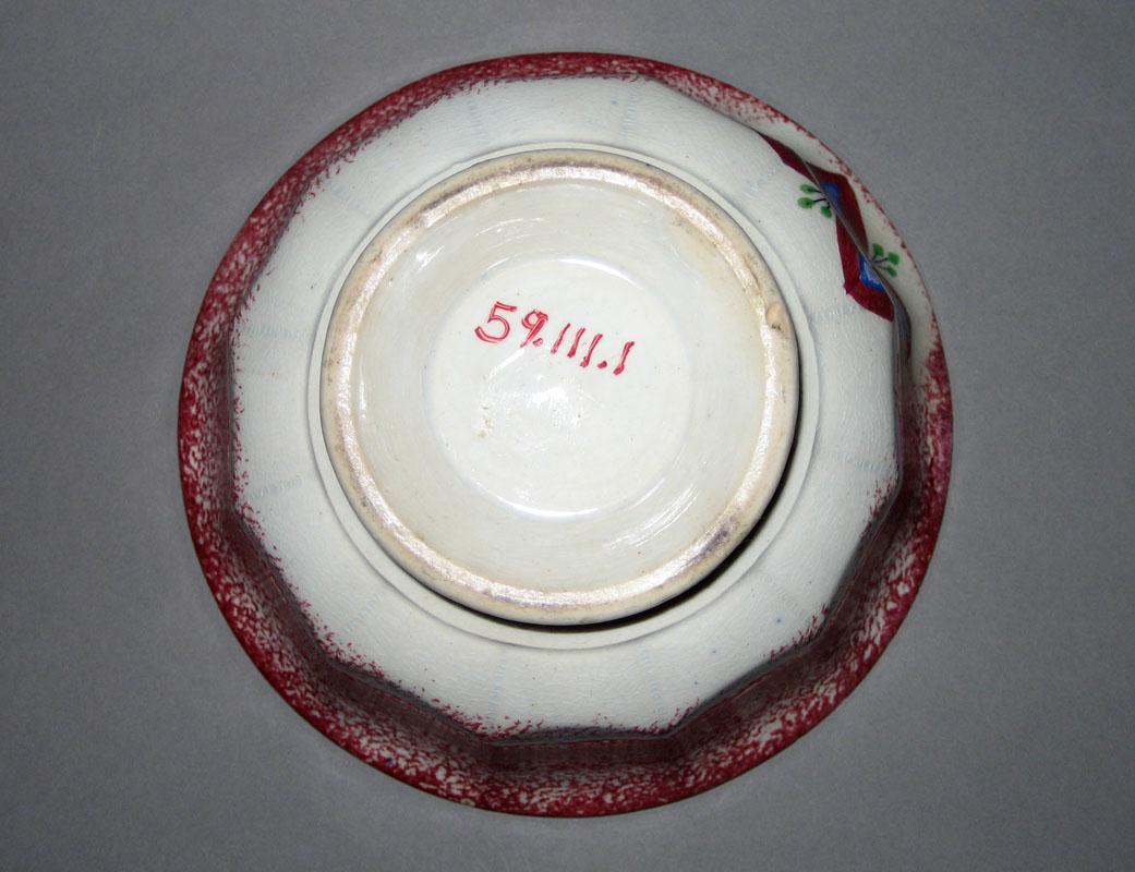 1959.0111.001 Bowl underside