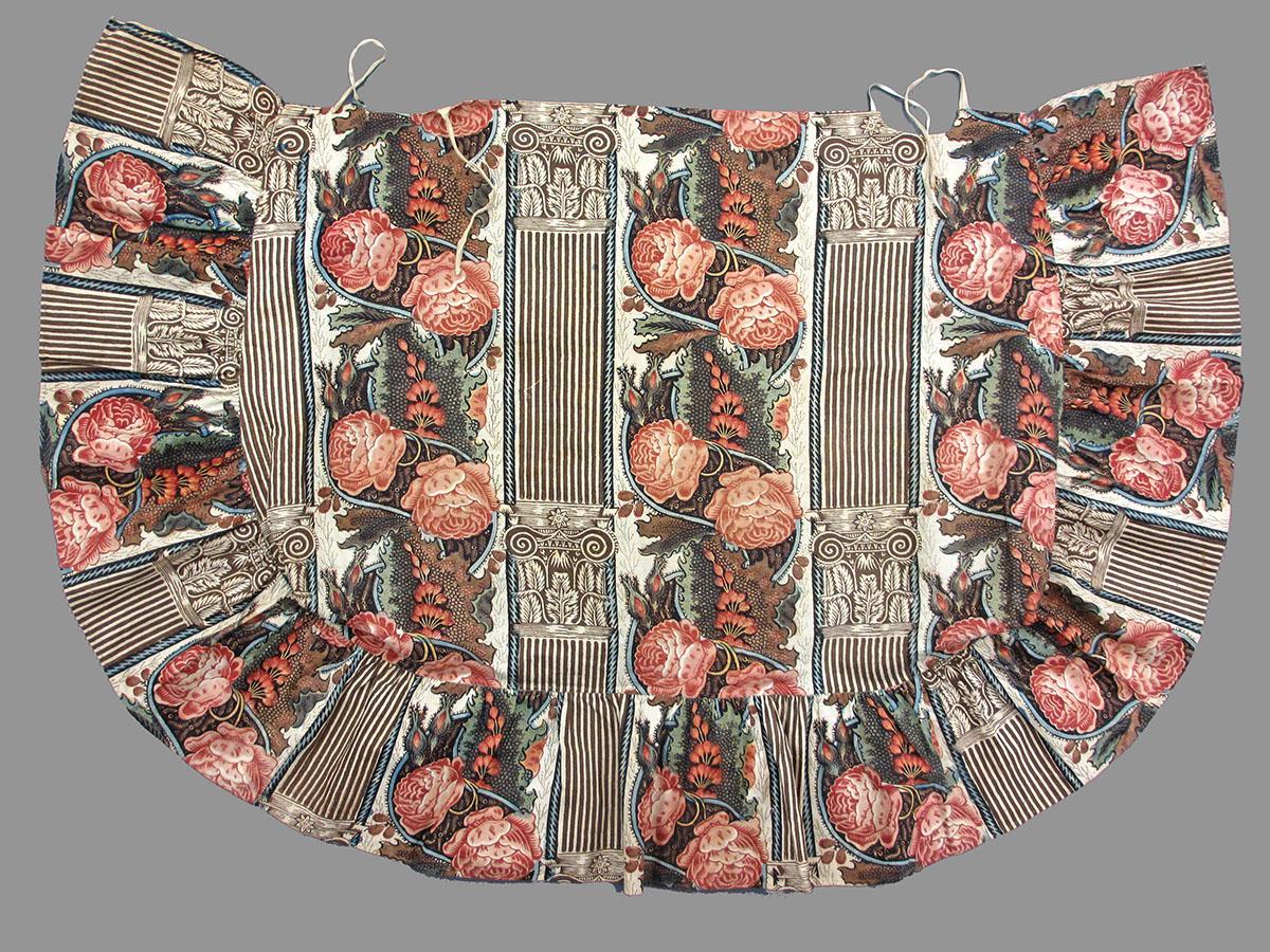 1959.0115.002 Textile, printed obverse