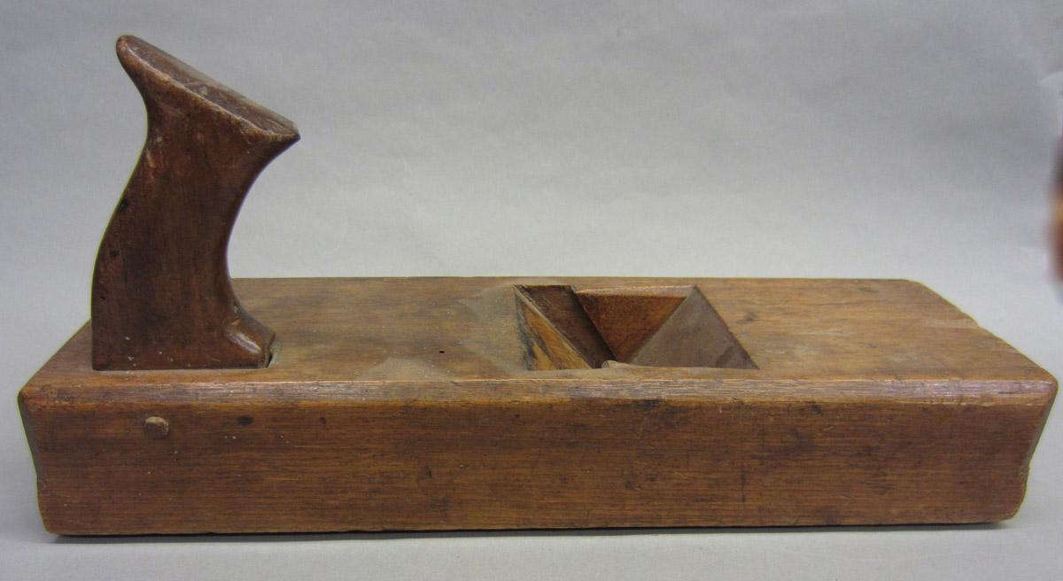 1959.0074.004 Molding plane, view 2