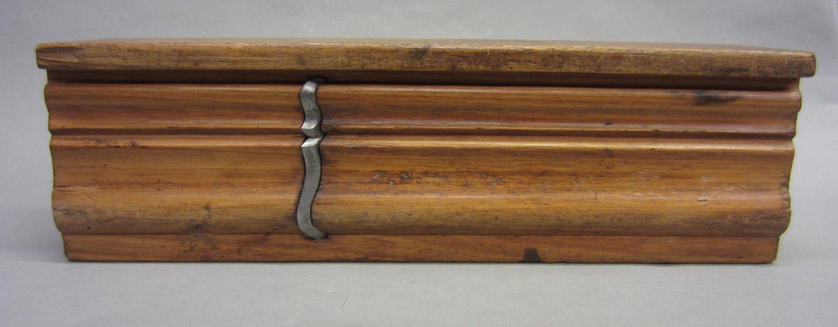 1959.0074.004 Molding plane, underside