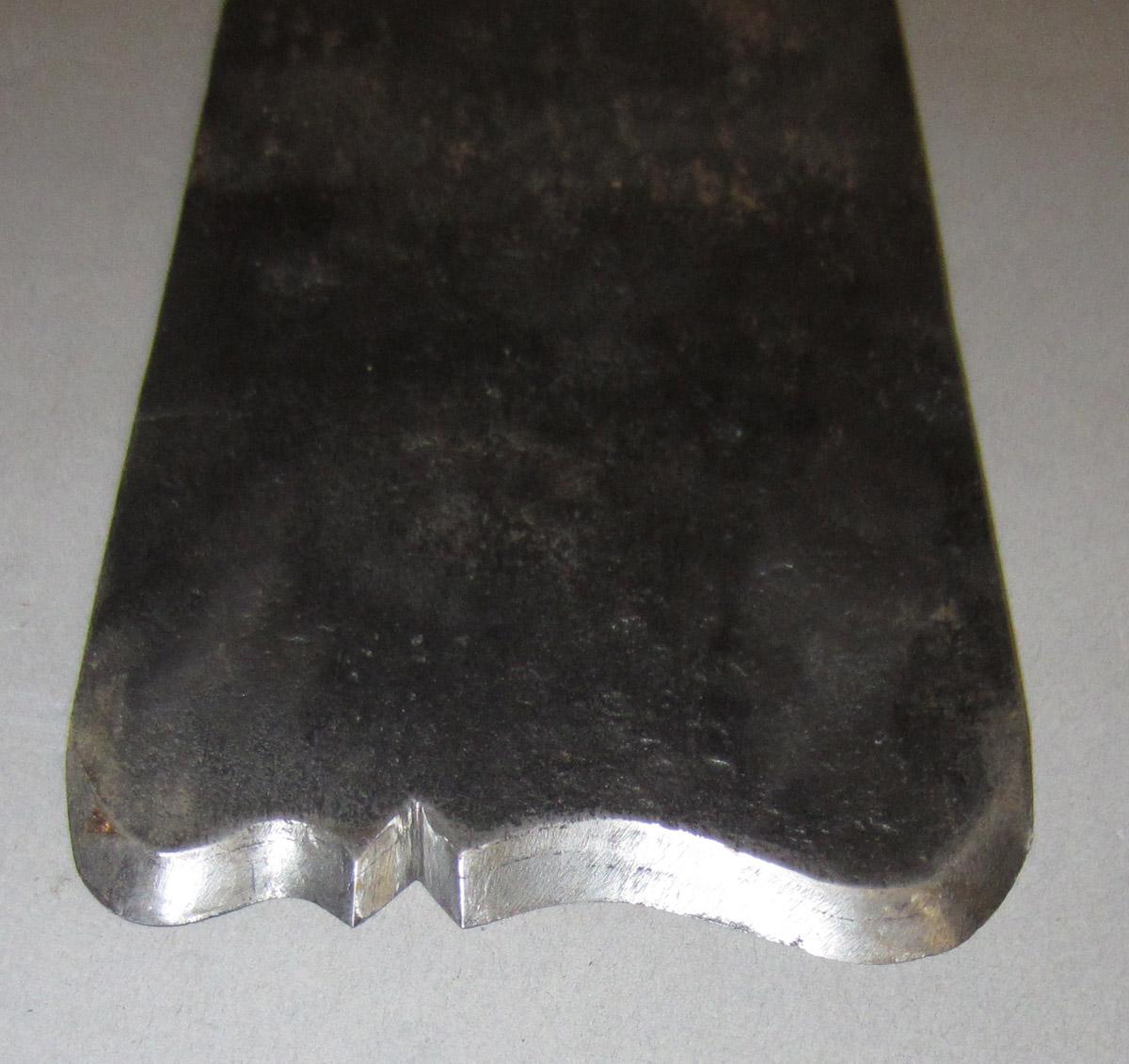 1959.0074.004 Molding plane, iron view 3