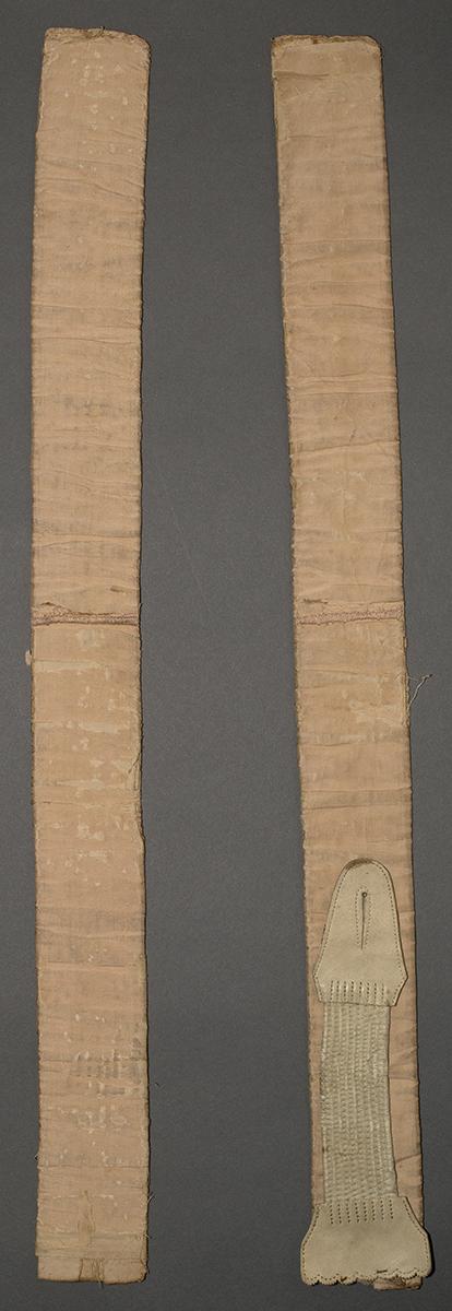 1969.2965 A,B Suspenders, Verso