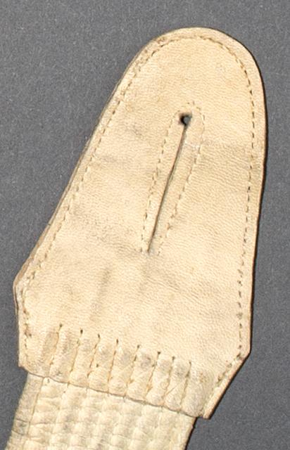 1969.2965 B Suspender, Detail 10