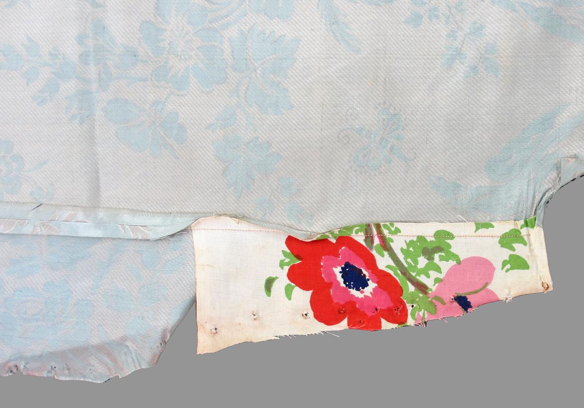 1969.8669.009 textile, printed detail