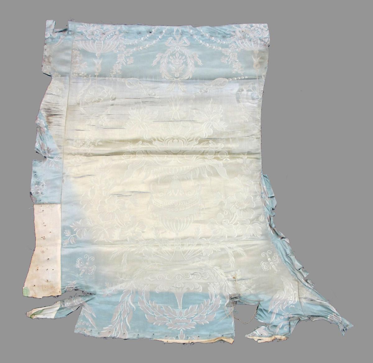 1969.8669.012 textile, printed obverse