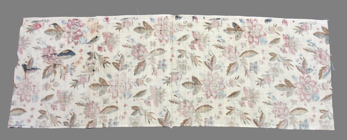 1969.8674 Textile, printed reverse