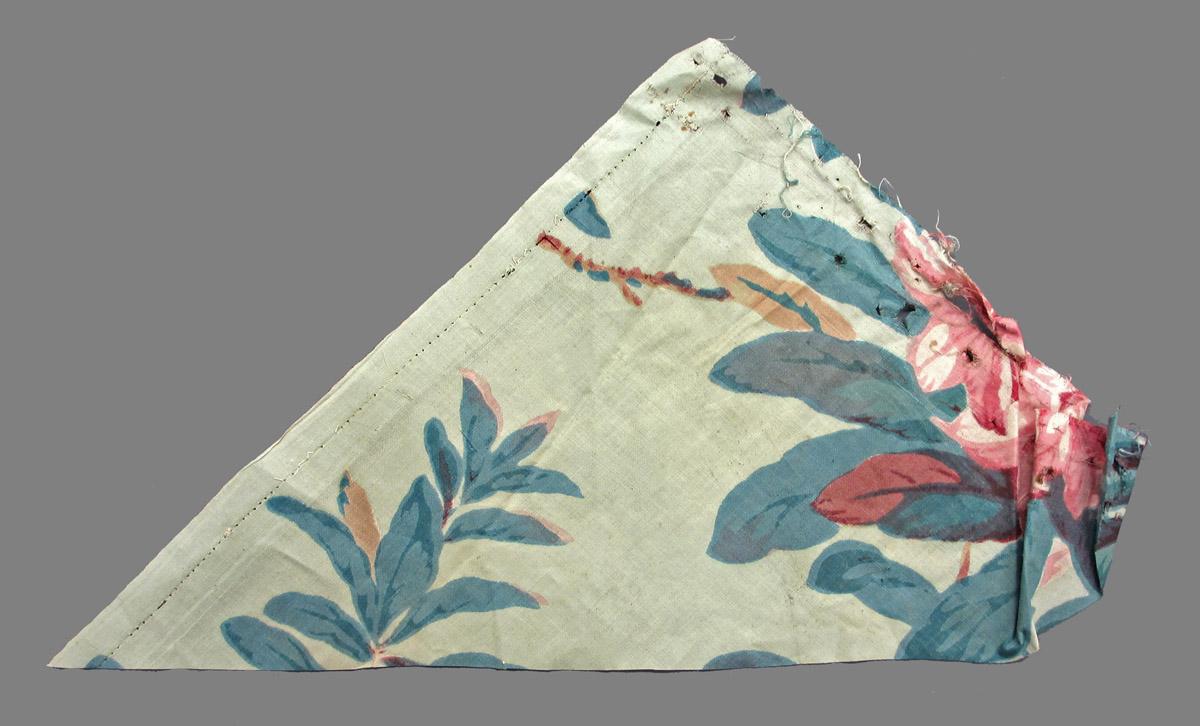 1969.3122.004 Textile, printed reverse