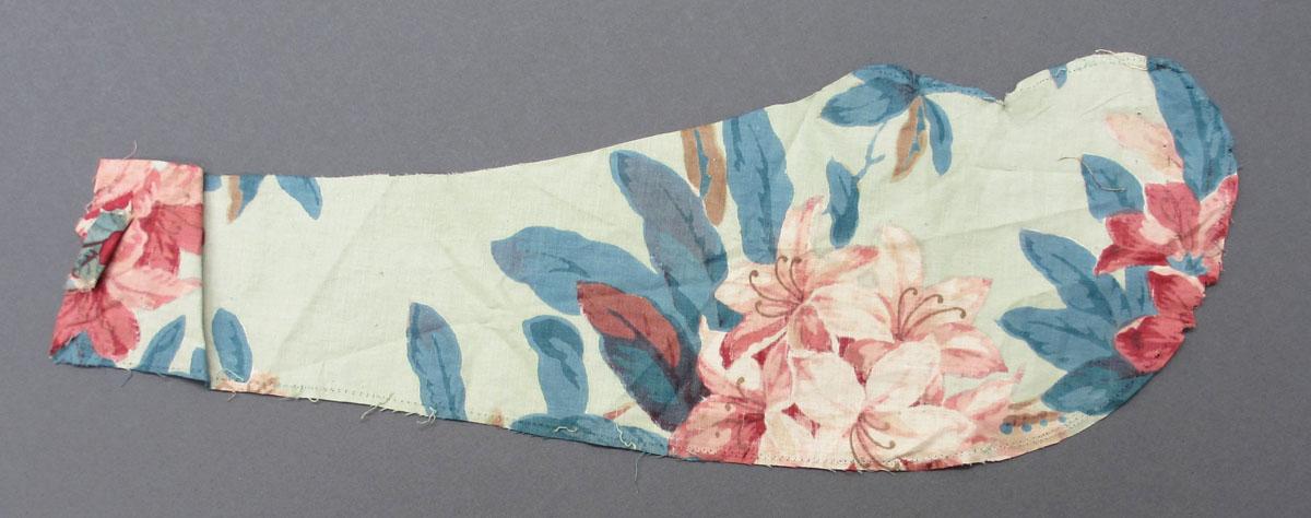 1969.3122.006 Textile, printed reverse
