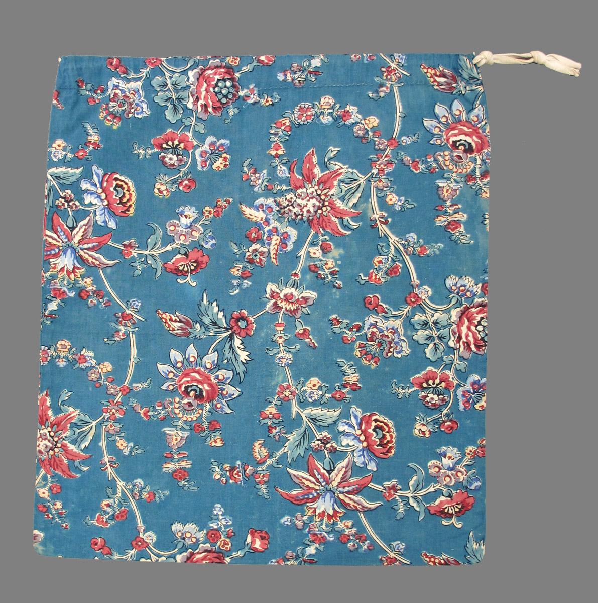1969.3104 textile, printed reverse