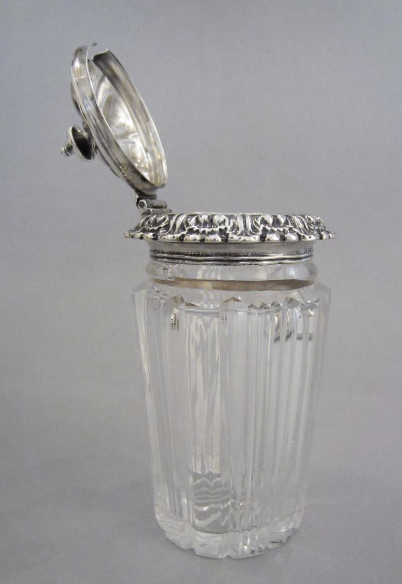 1997.0024 D Cruet bottle, view 2