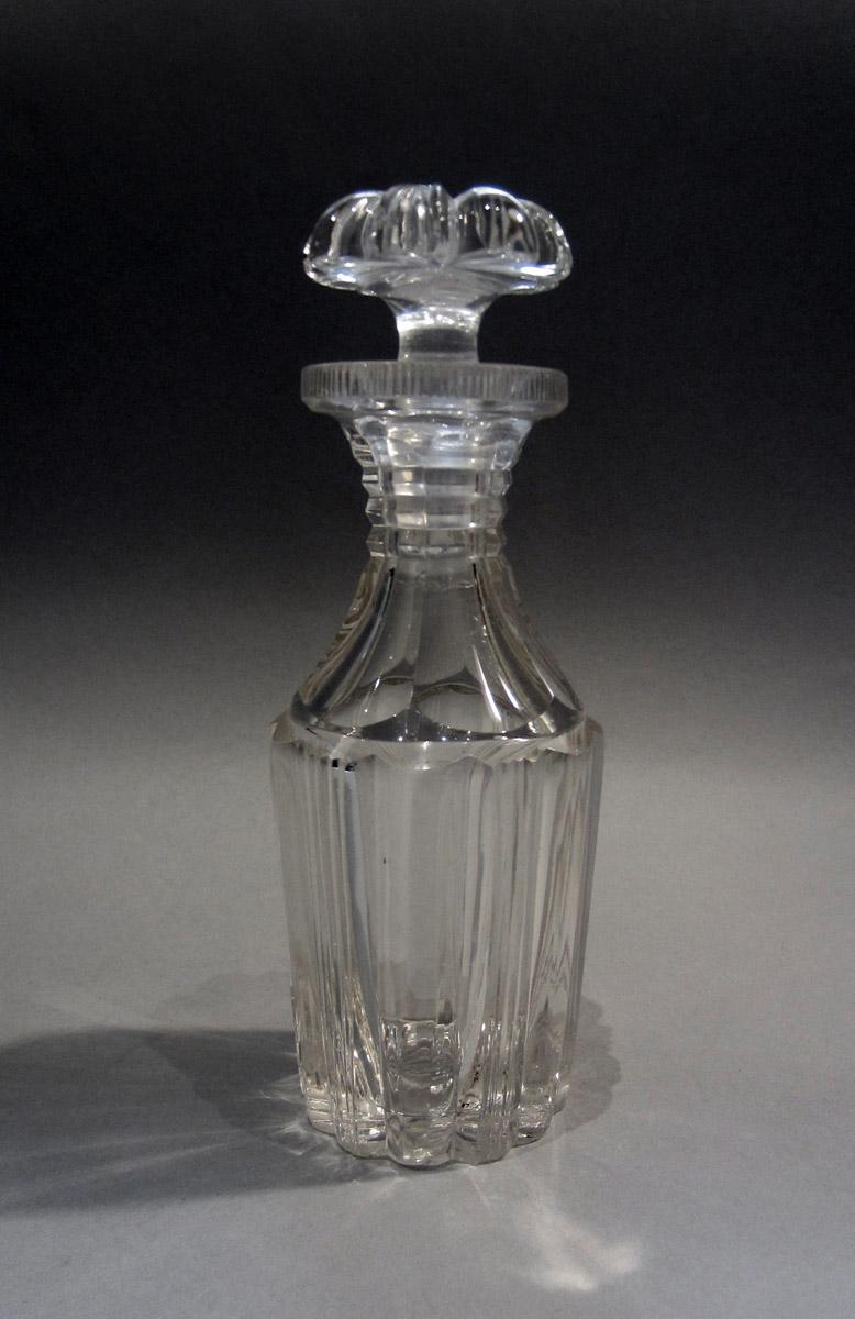 1997.0024 K, H Cruet bottle with lid