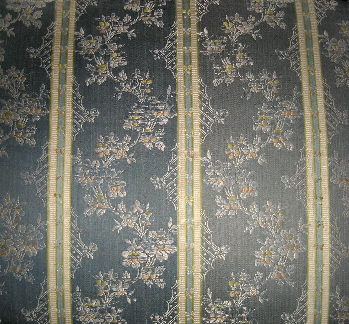 1953.0152.003 and 1953.0153.004 fabric detail