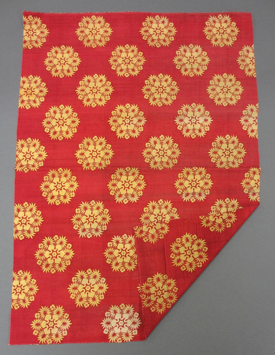1959.0097.002 E Textile, printed folded corner