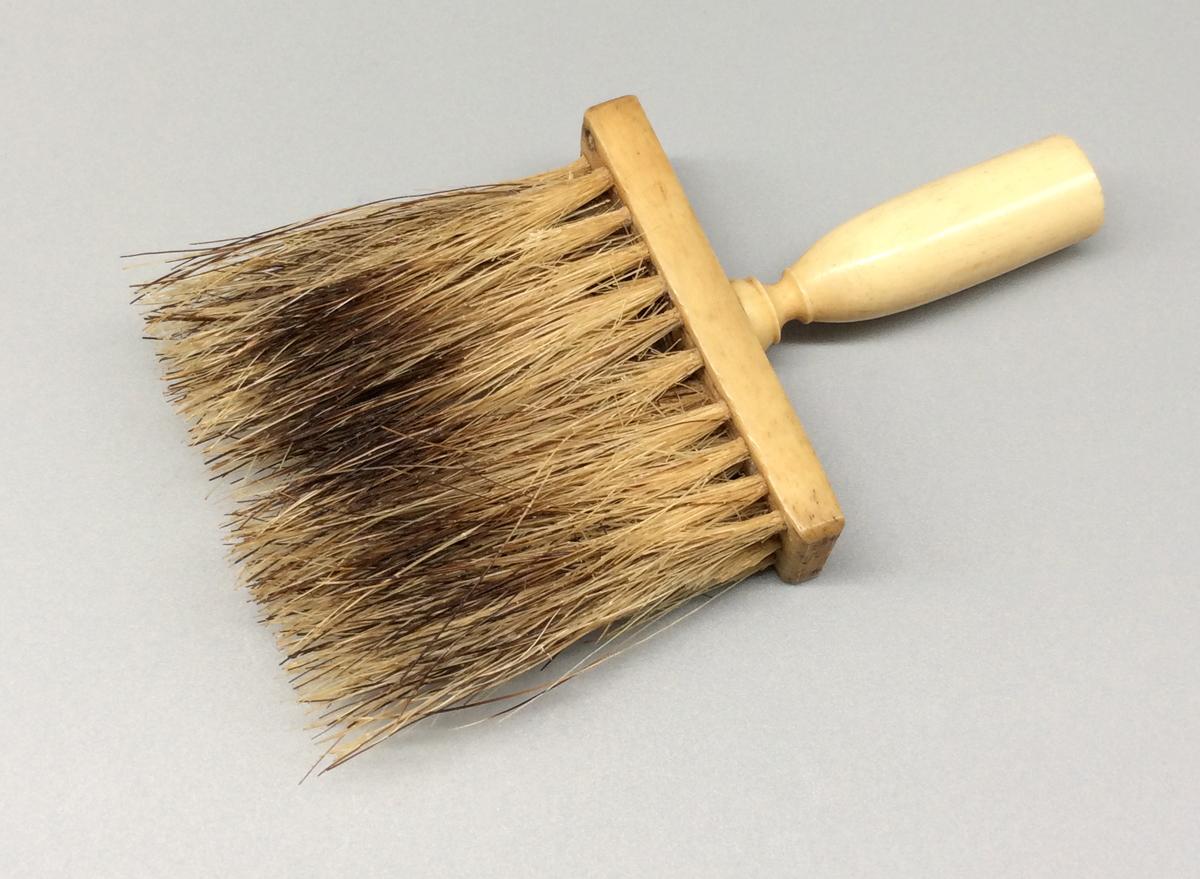 1959.0135 E Brush, view 1