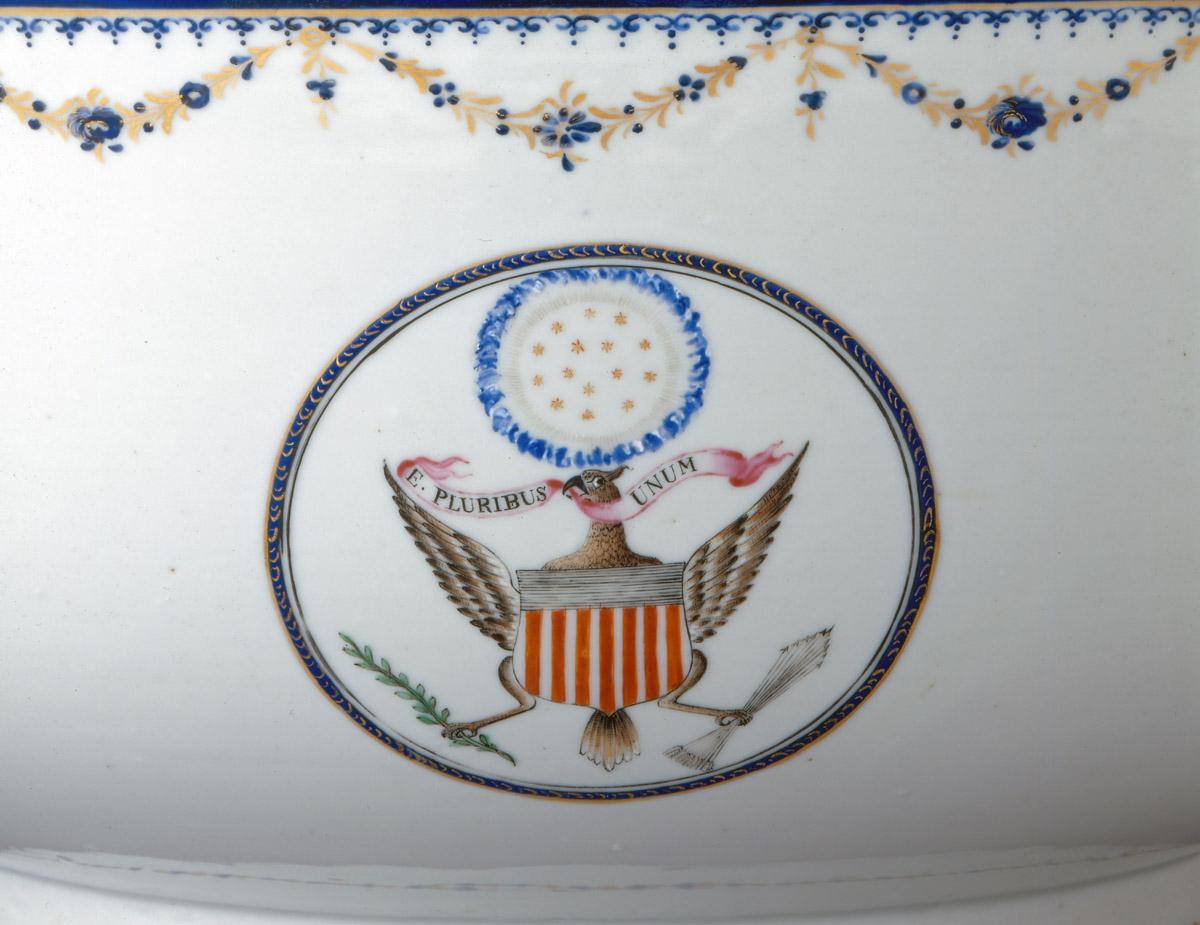 1959.0149 Punch bowl (detail 3)