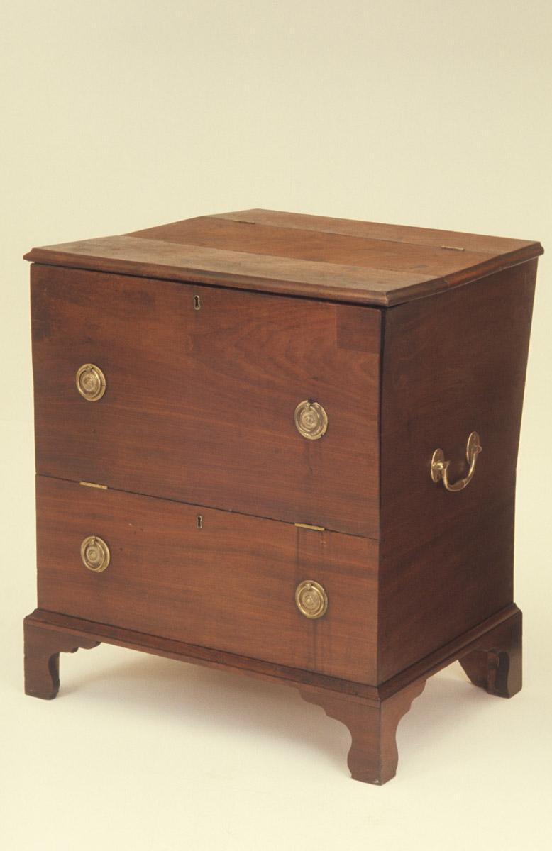 1959.0150 Close stool