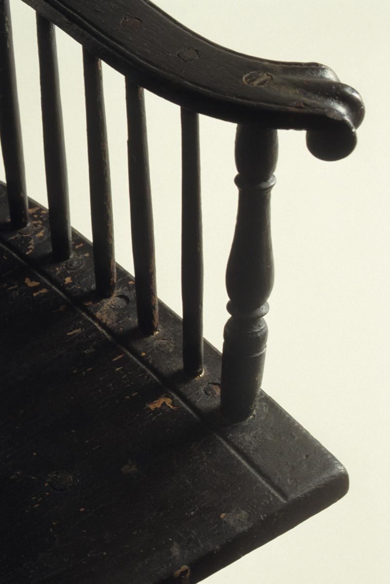 1959.0151 Settee, detail 1