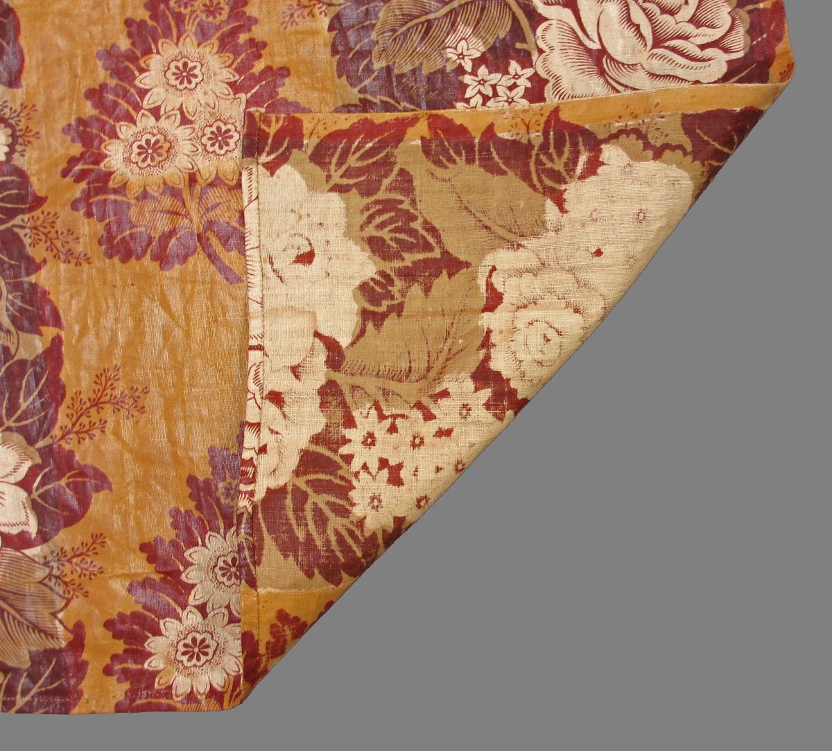 1963.0135.001 textile, printed folded corner