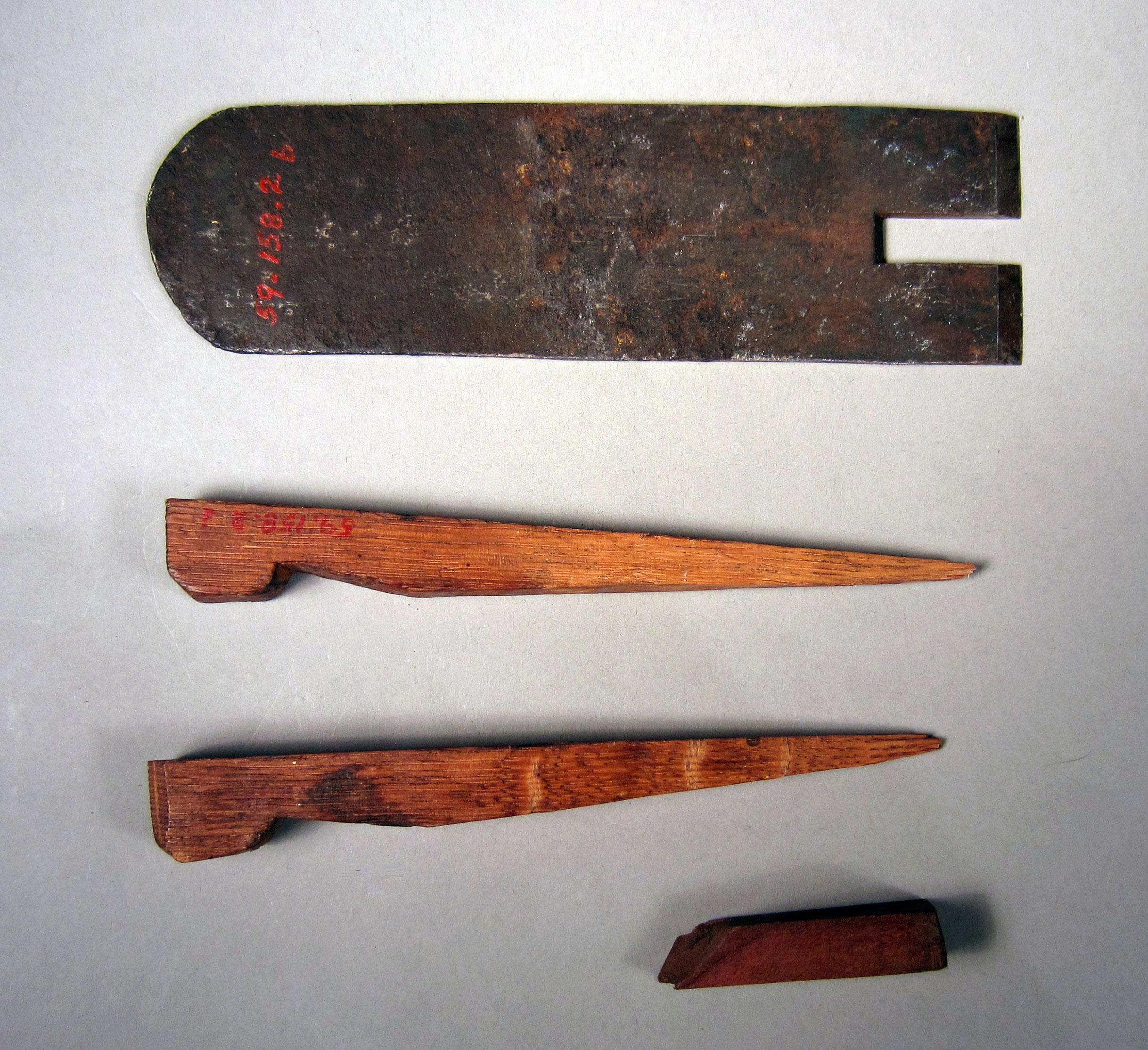 1959.0158.002 B-D Tongue plane, Wedge iron view 1