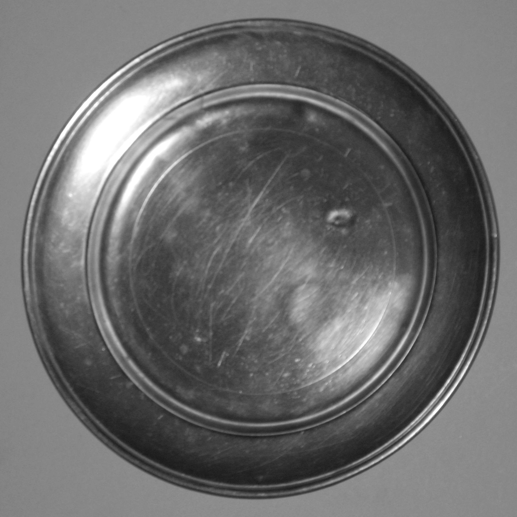 1953.0155.003 Pewter plate