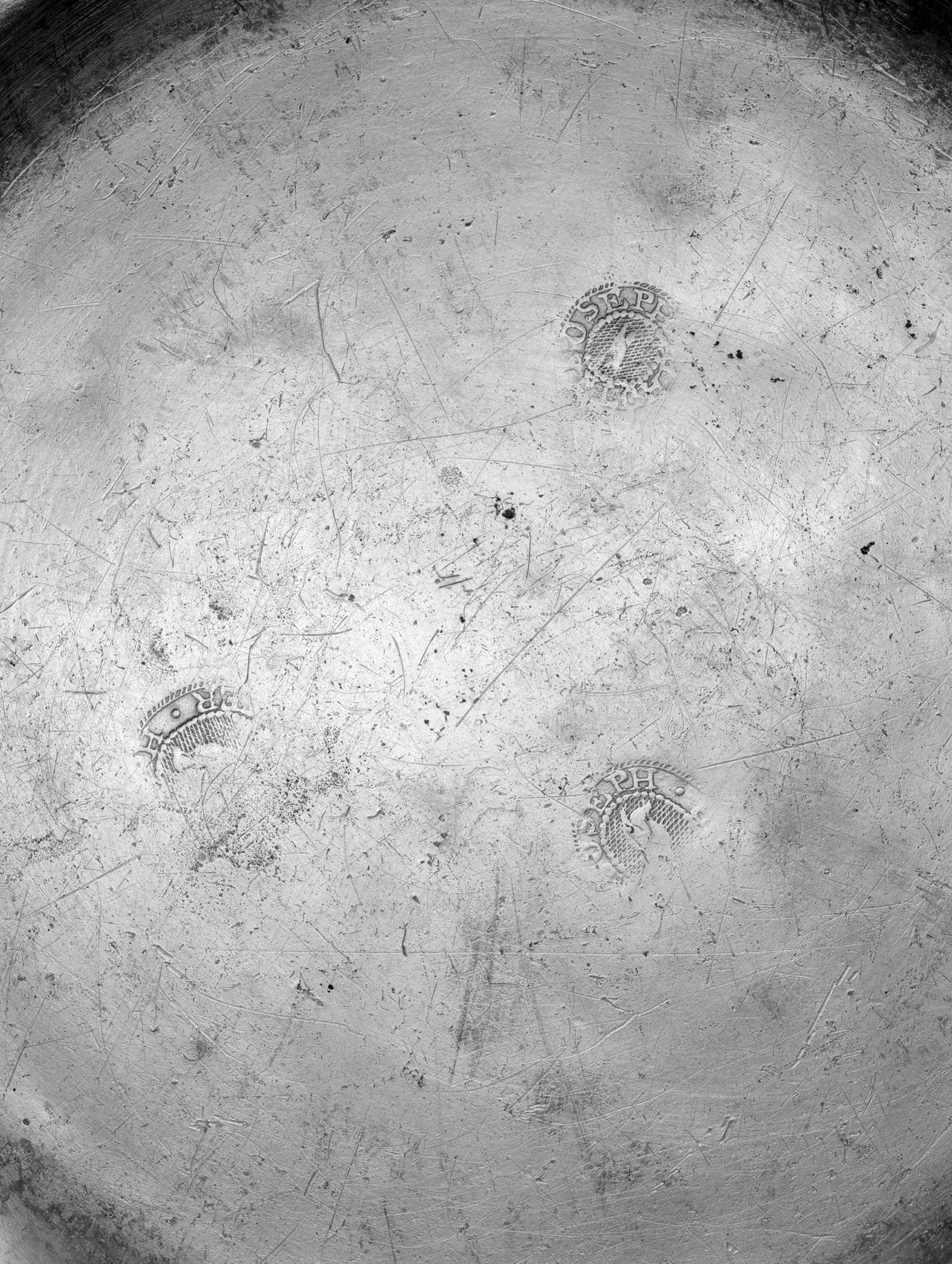 1953.0155.009 Plate (marks)
