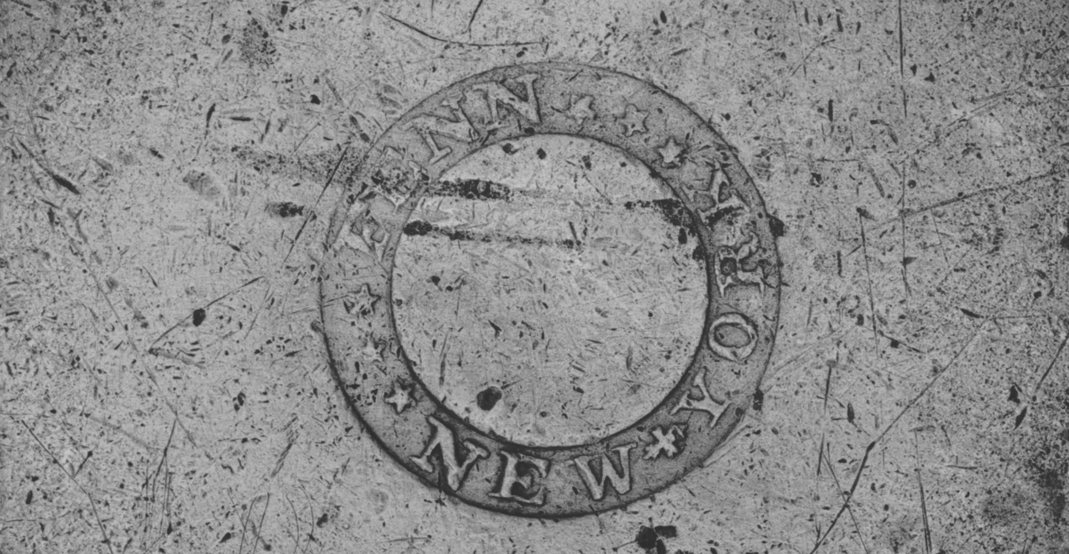 1953.0155.017 Pewter inkwell (mark)
