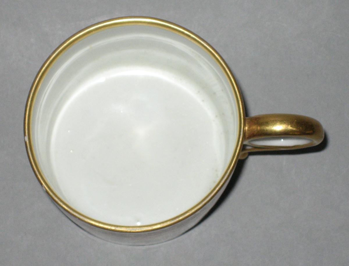 2012.0033.001.012 Coffee or chocolate cup top