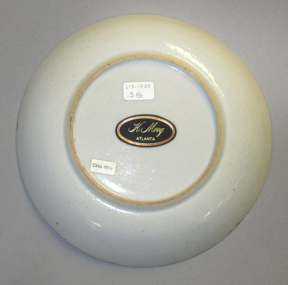 2012.0033.003 B Saucer underside