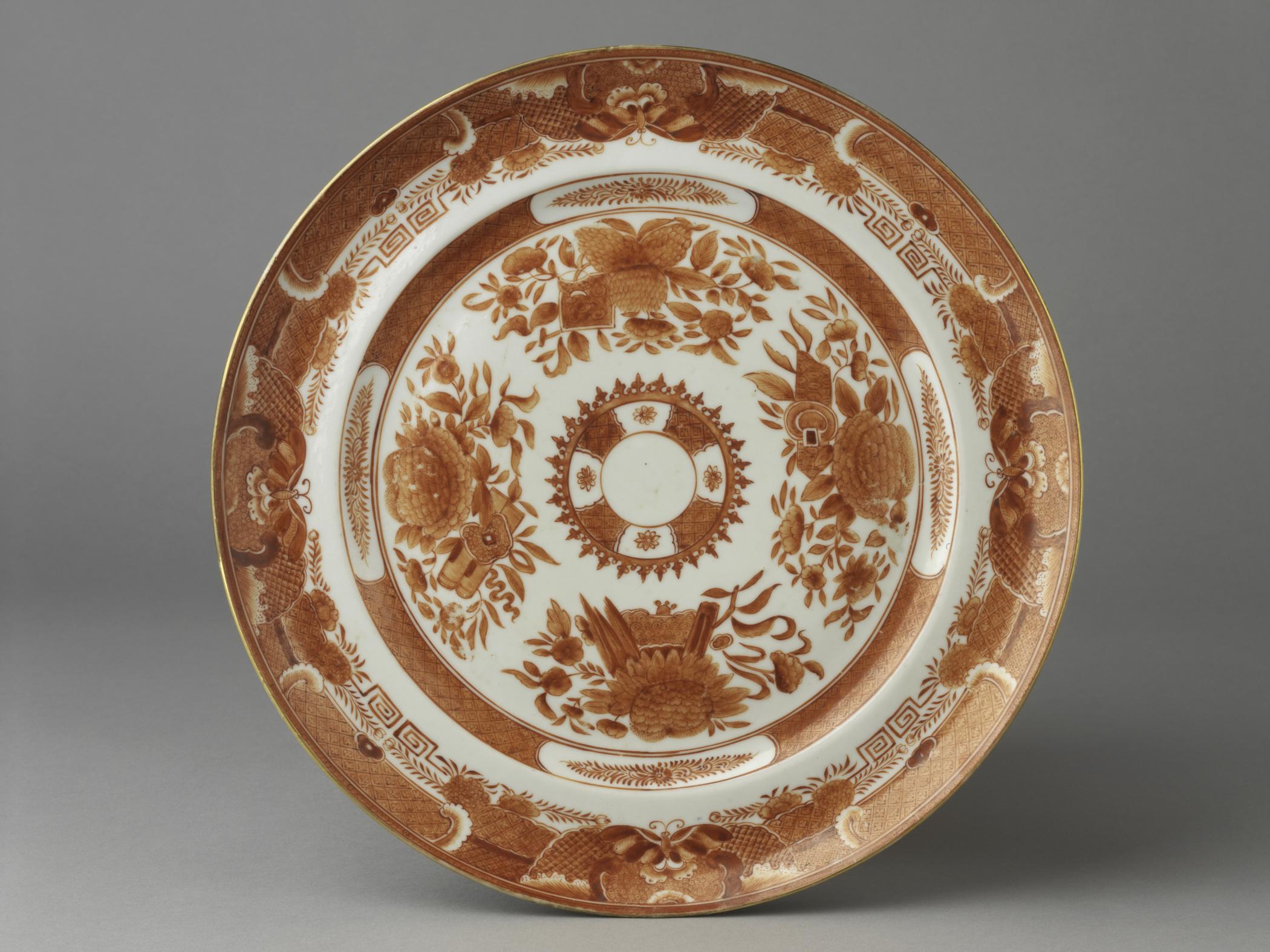 2012.0033.005 Plate, view 1