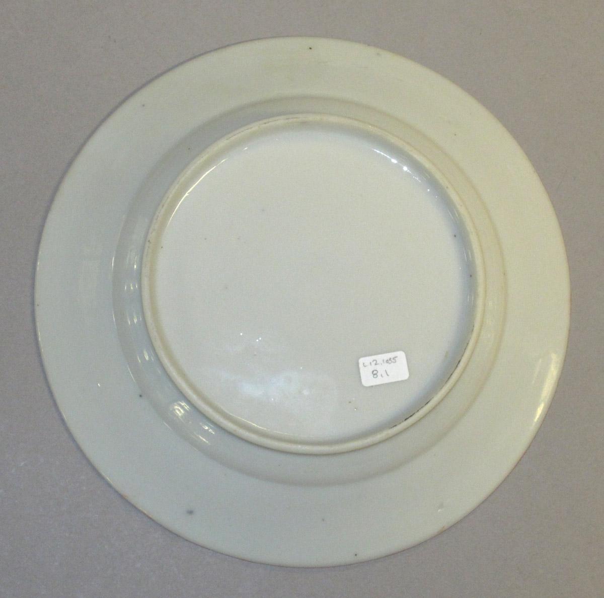 2012.0033.007.001 Plate, underside