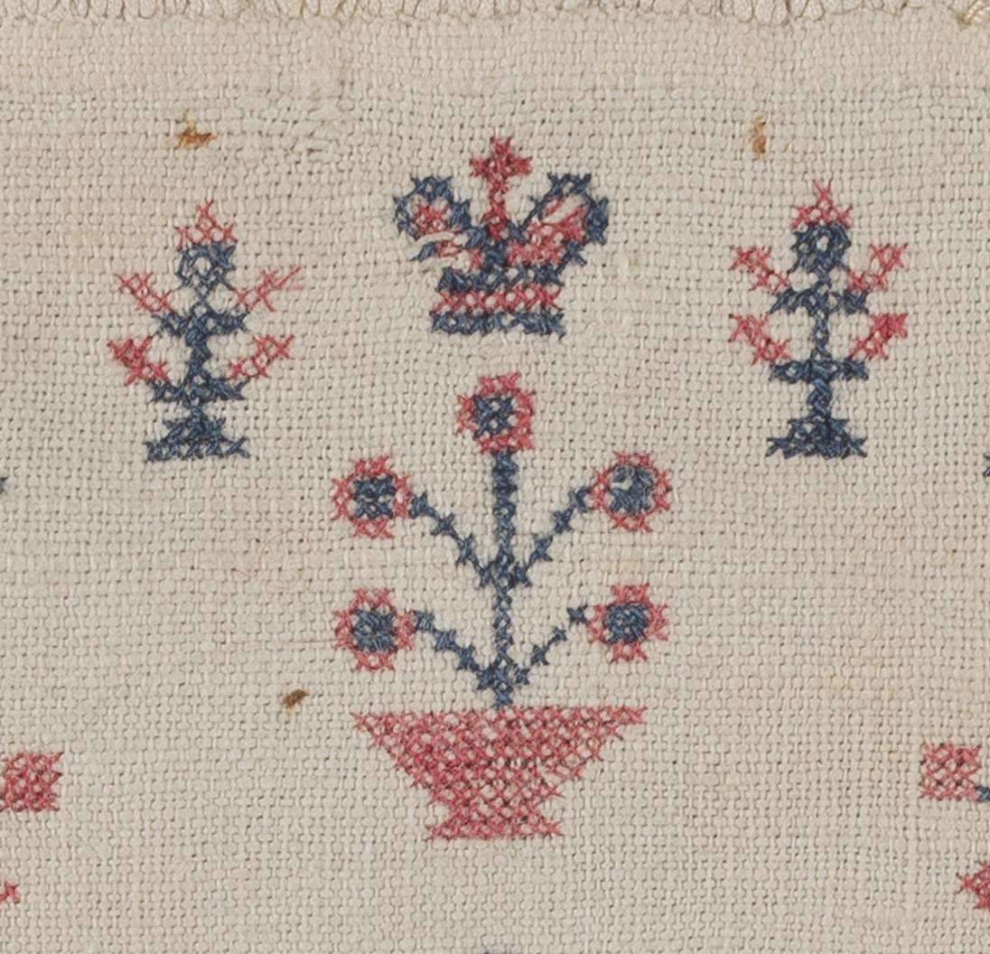 2013.0031.104 Pocket, detail 3