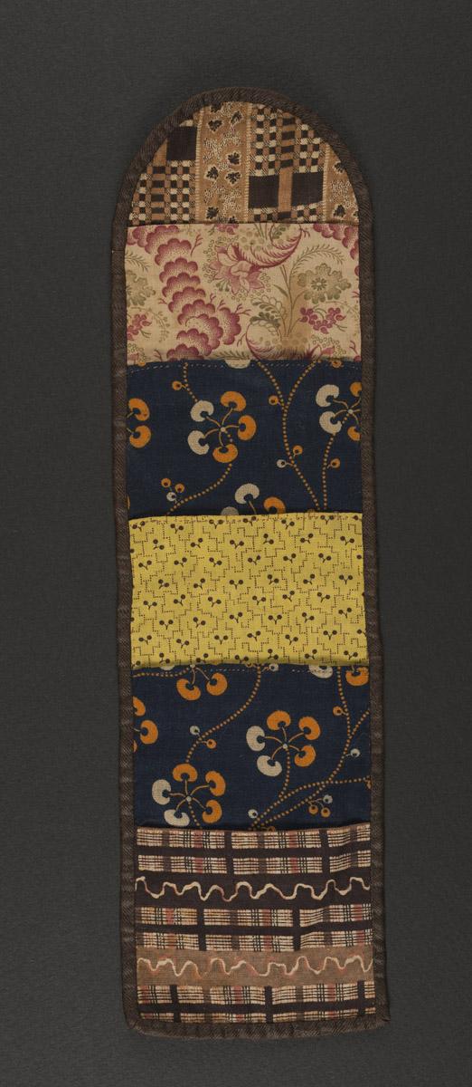 2013.0031.111 Sewing roll, side 1