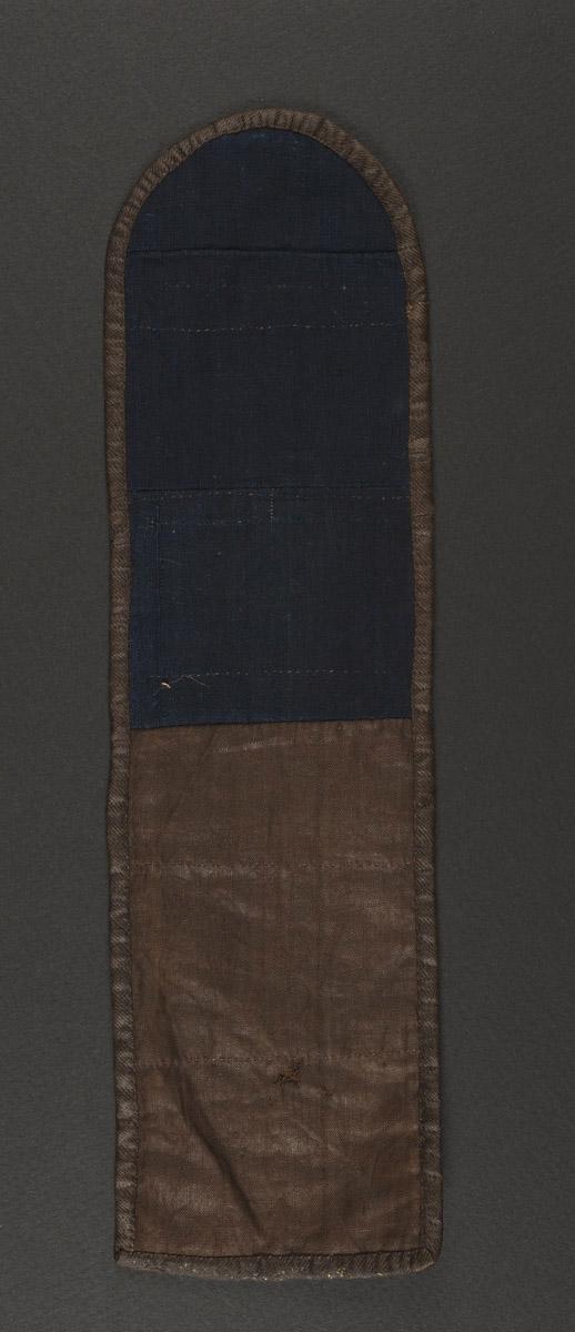 2013.0031.111 Sewing roll, side 2