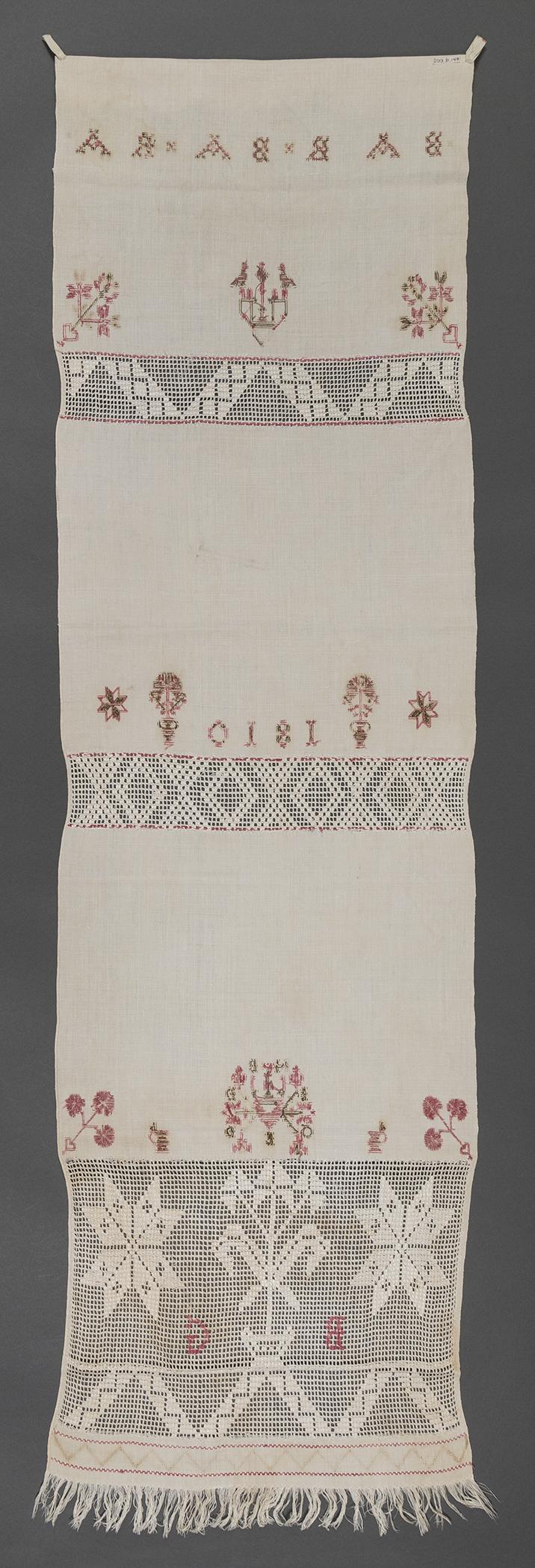 2013.0031.149 Towel, view 2, reverse