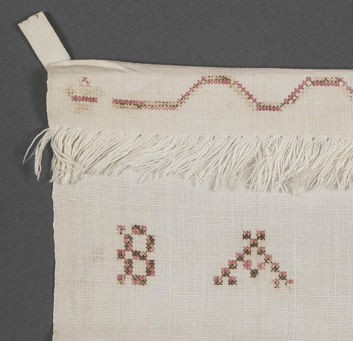 2013.0031.149 Towel, detail 3