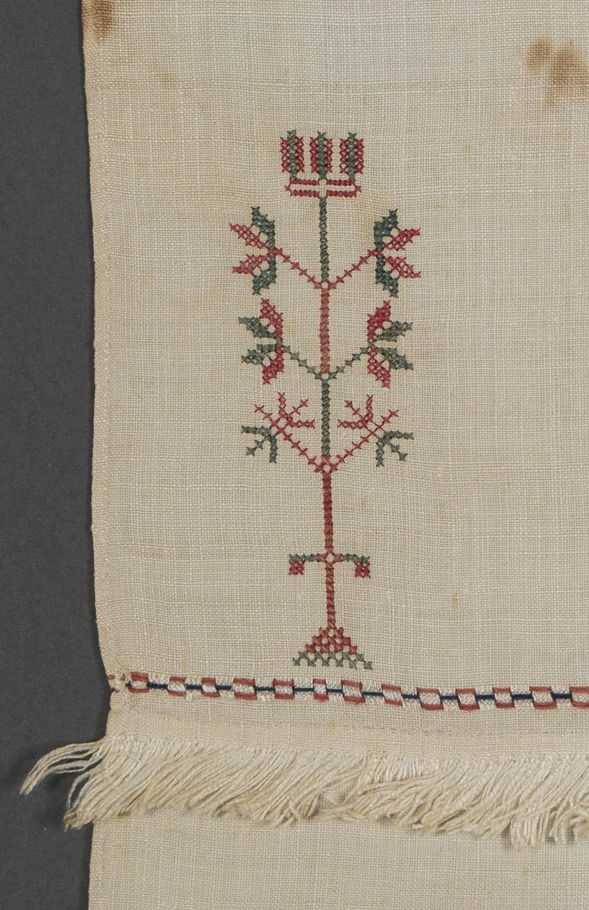 2013.0031.151 Towel, detail 10