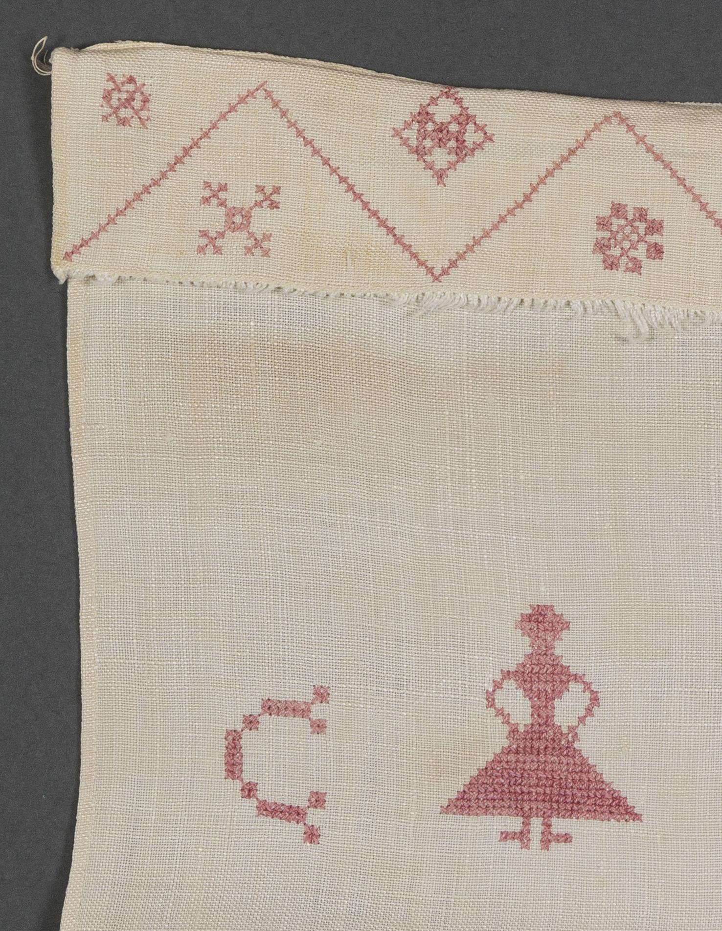 2013.0031.158 Towel, detail 2