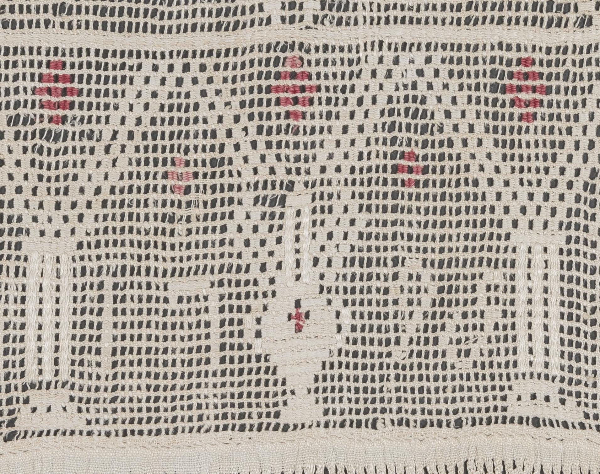 2013.0031.160 Towel, detail 9