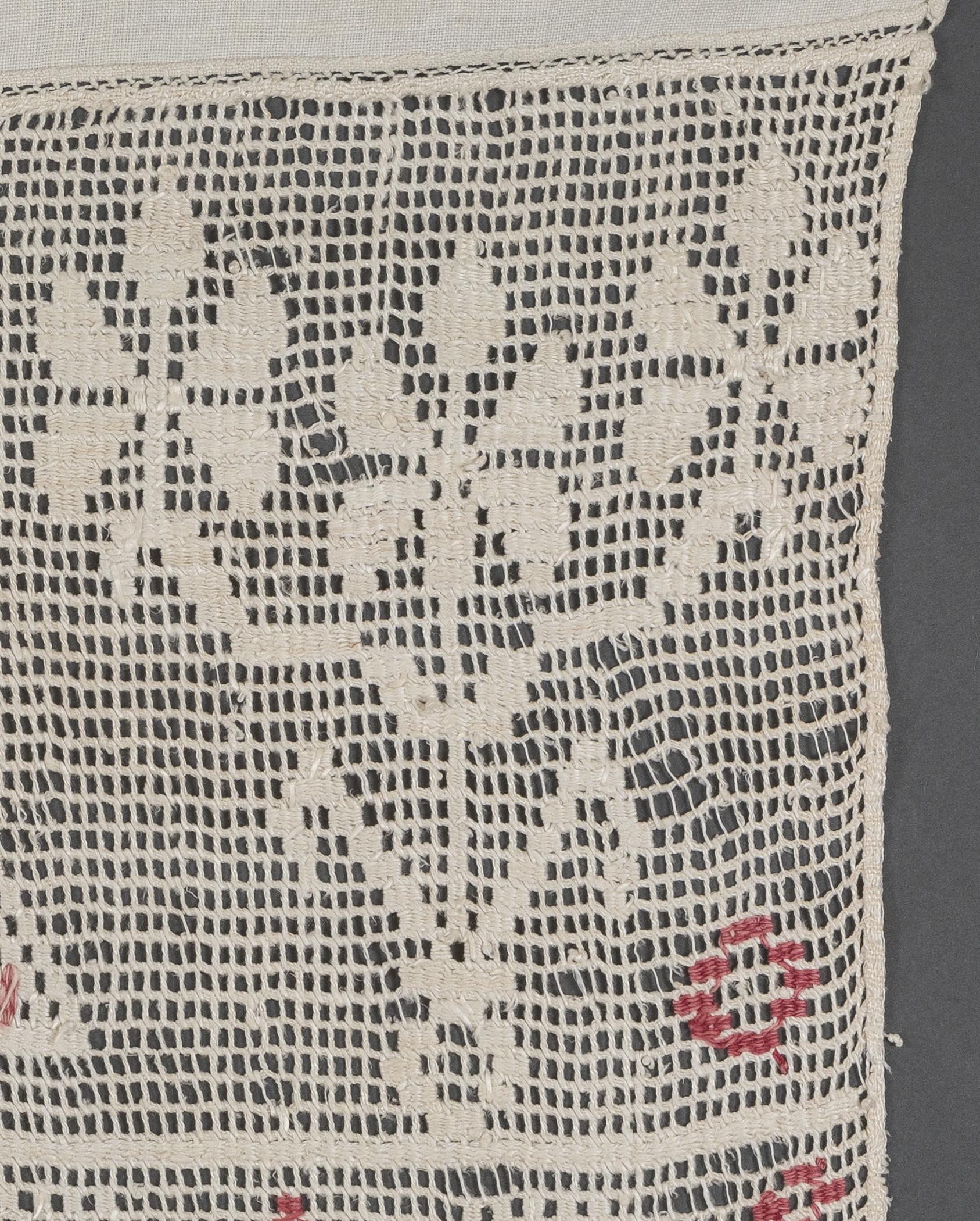 2013.0031.160 Towel, reverse, detail 4